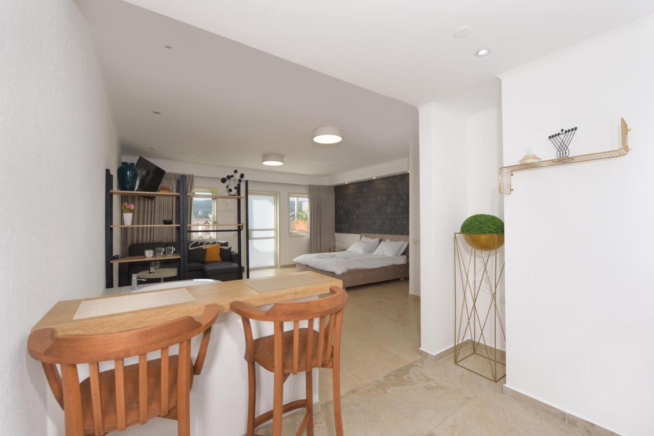 El Viso Verde Luxury Suites Had Nes Esterno foto